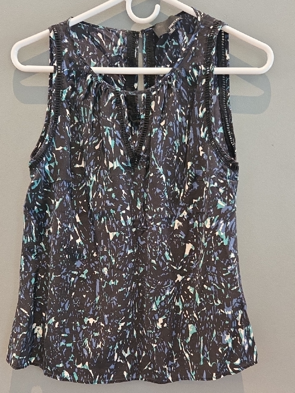 Greylin Abstract Print Sleeveless Camisole — Black with Teal & White Accents